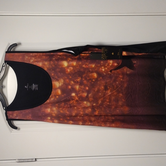 Torrid Disney Tangled Lantern Tank - Picture 7 of 8